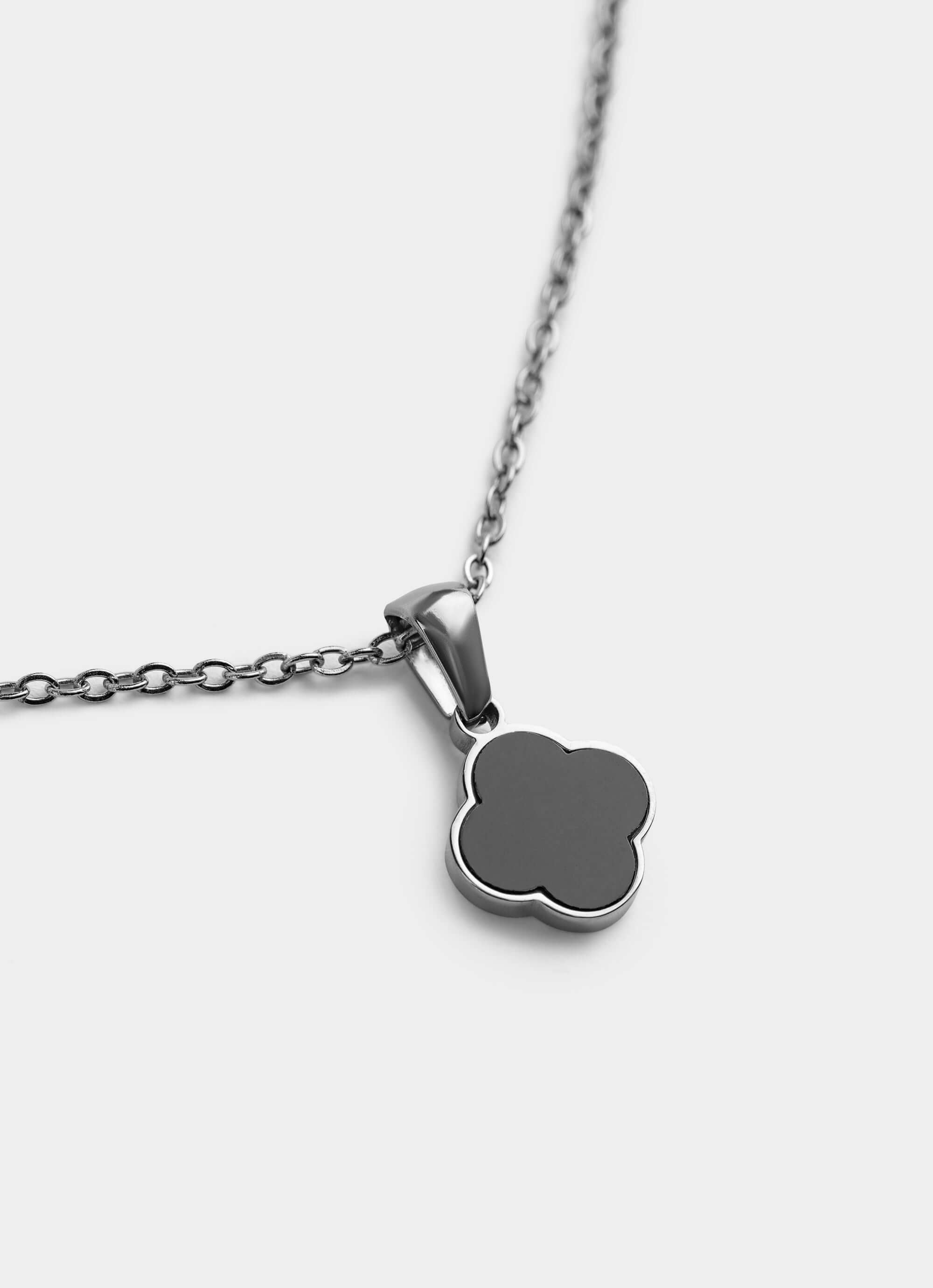 Stainless Steel 4 Leaf Necklace – four-leaf clover pendant – Vendetta Jewellery