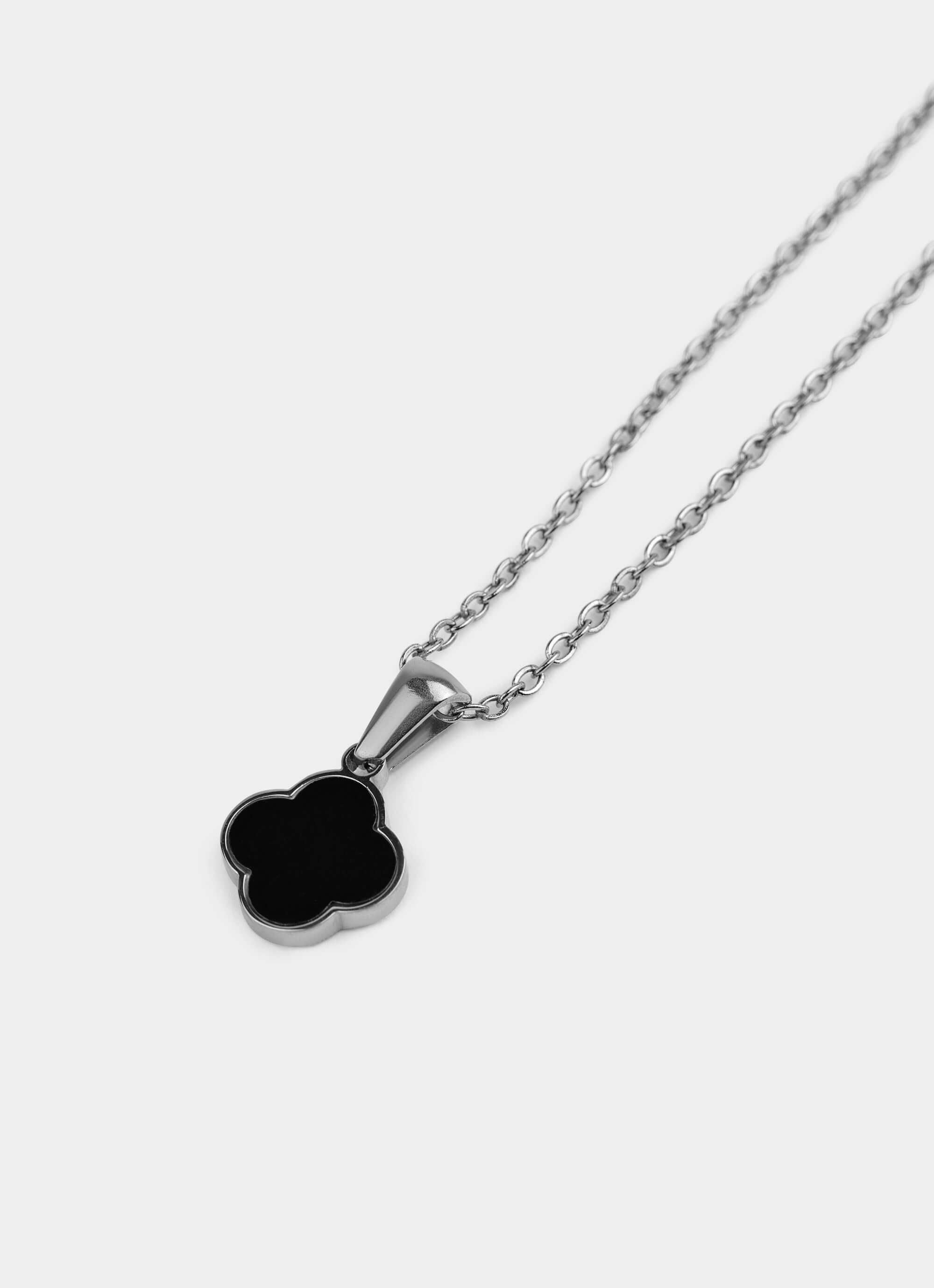 stainless steel necklace – black four-leaf clover pendant – Vendetta Jewellery