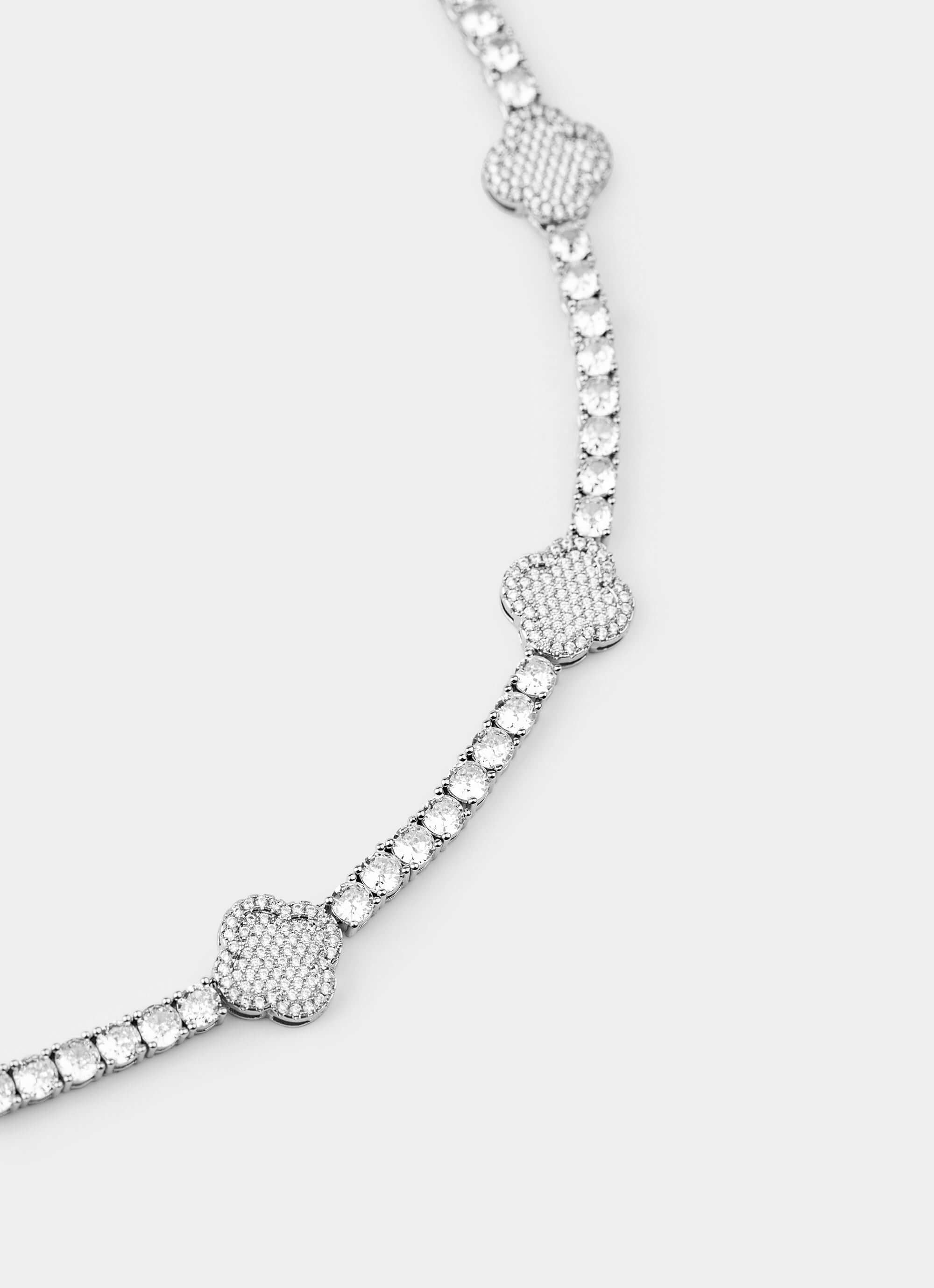 Palladium plated necklace – four leaf tennis design – Vendetta Jewellery