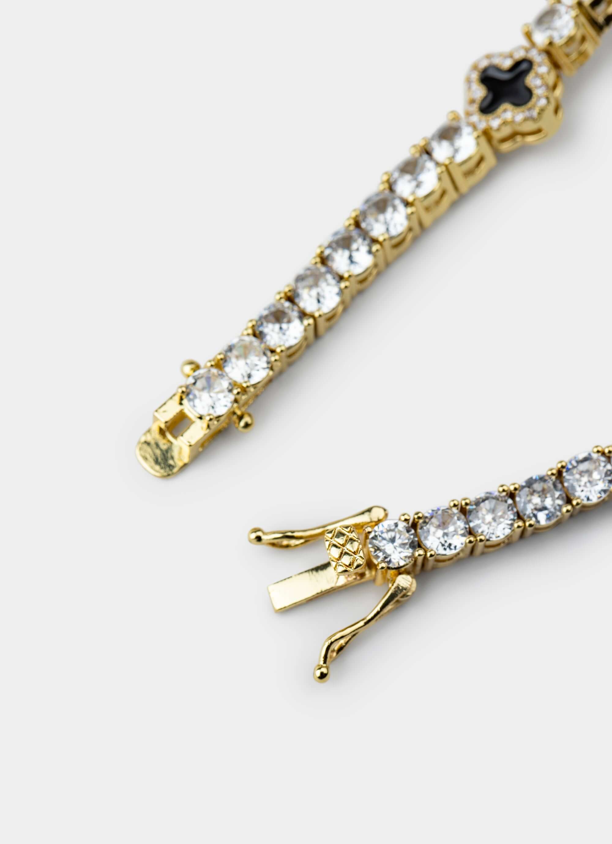 Brass bracelet – 18k gold plated with crystals – Vendetta Jewellery