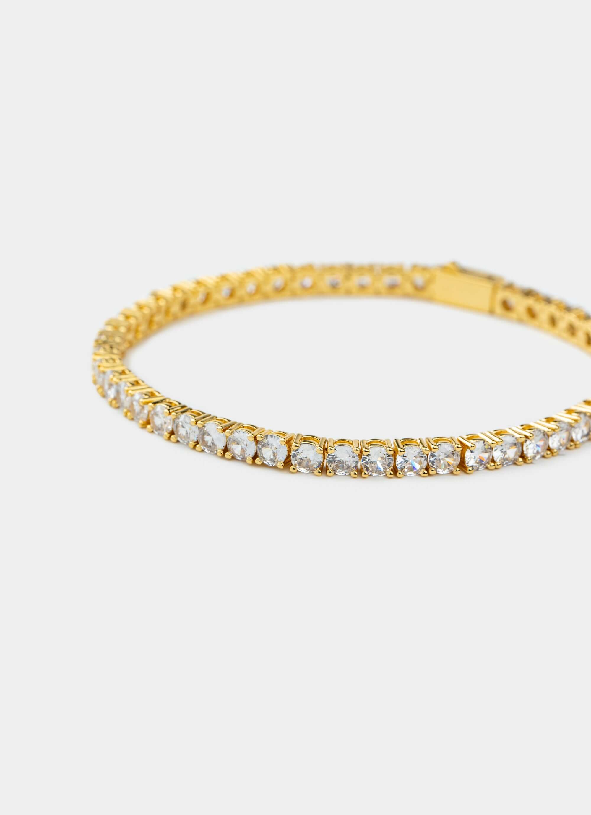 18k gold plated bracelet – with clear stones – Vendetta Jewellery