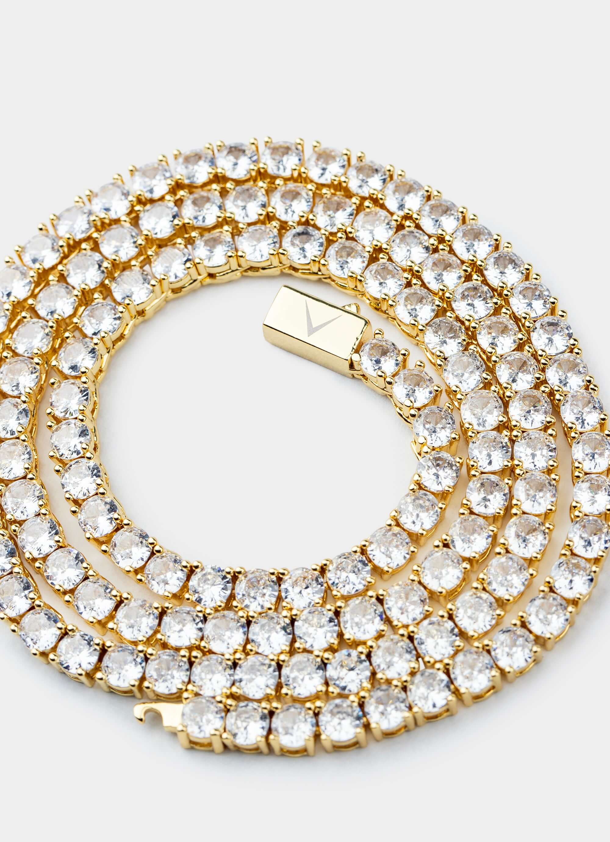 18k gold plated tennis necklace – round crystals – Vendetta Jewellery