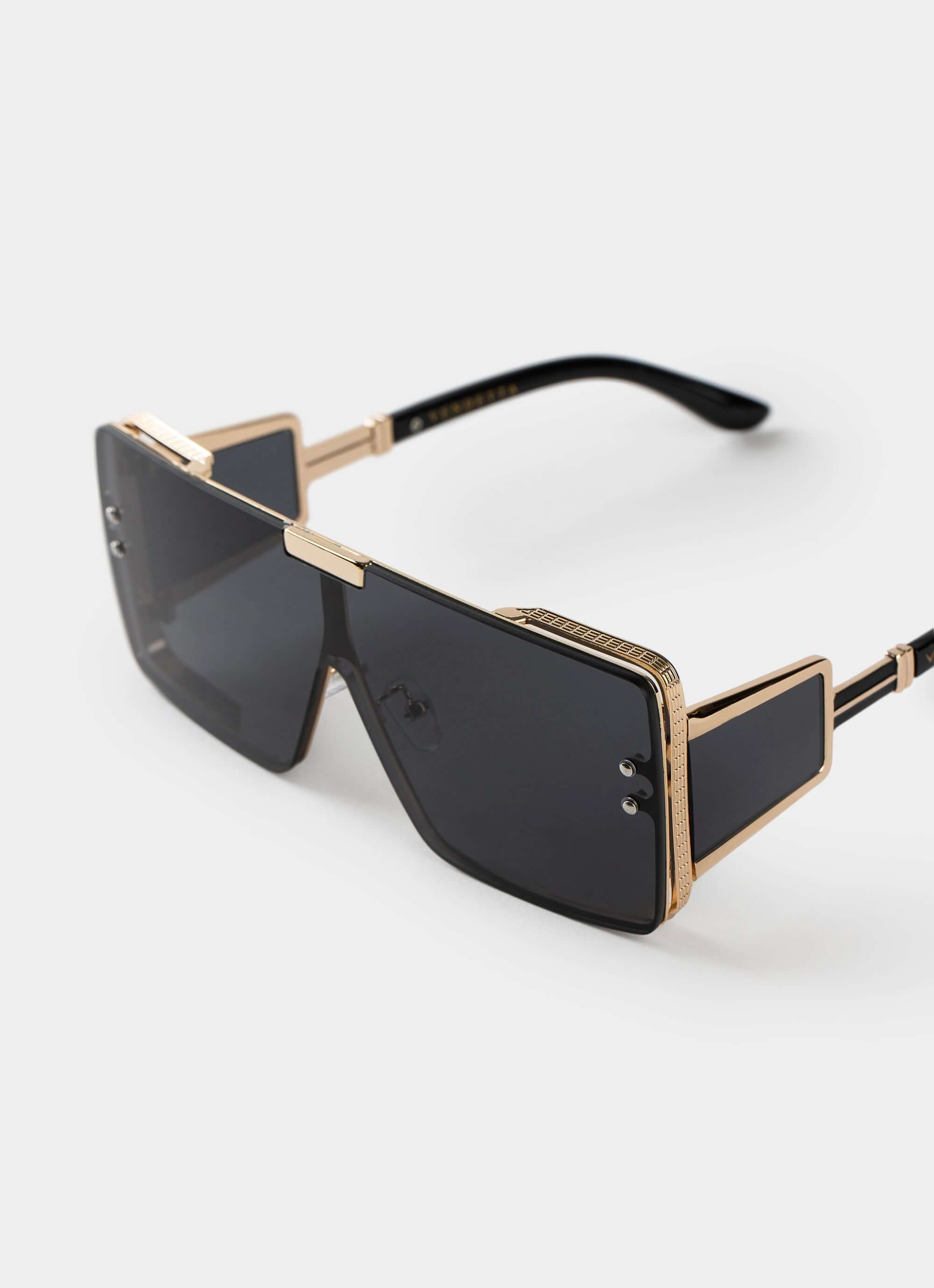 metal sunglasses – black lenses – Vendetta Jewellery