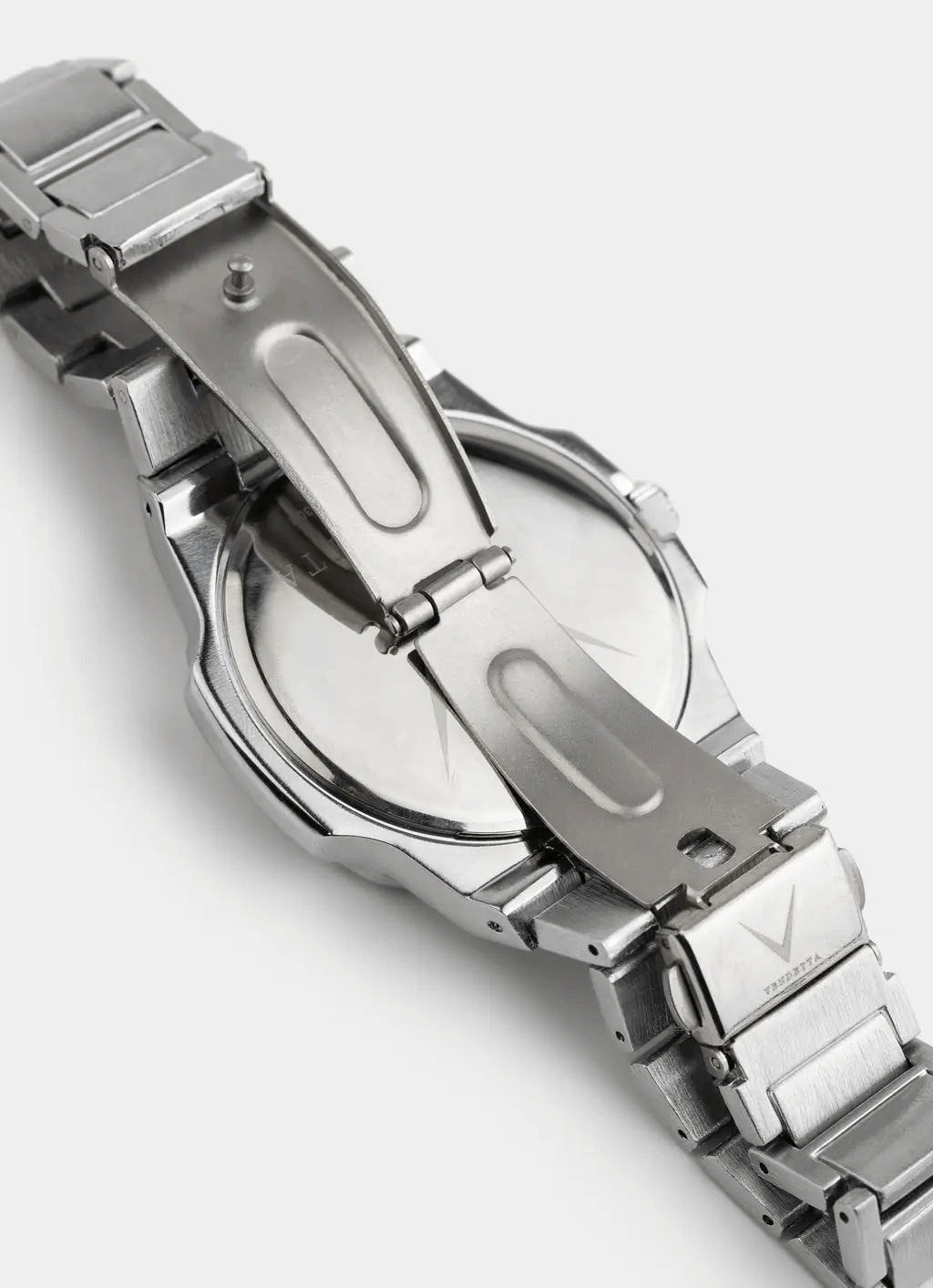 stainless steel watch – back view – Vendetta Jewellery