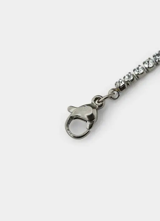 Stainless steel bracelet – clasp and stone detail – Vendetta Jewellery