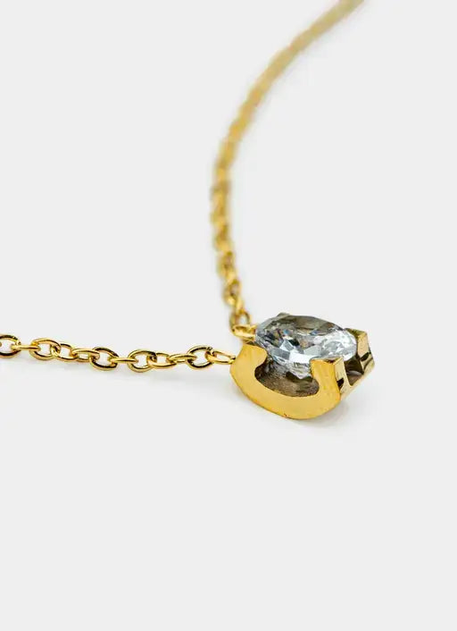 18K gold plated necklace – claw-set stone pendant – Vendetta Jewellery