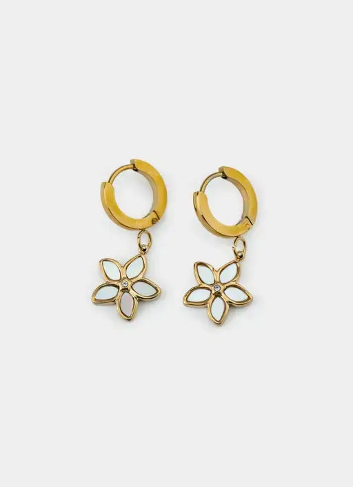 18K gold plated earrings – flower charm – Vendetta Jewellery