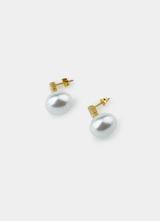 Mini Four Leaf Pearl Earrings - 18K Gold Plated