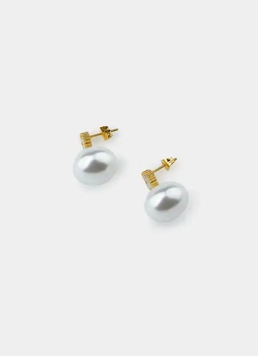 18K gold plated earrings – Mini Four Leaf Pearl Earrings - 18K Gold Plated – Vendetta Jewellery
