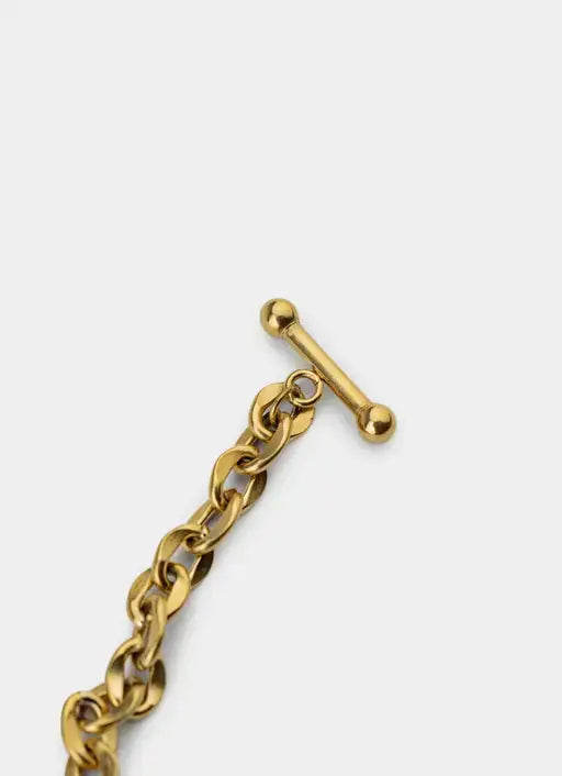 18K gold plated bracelet – clasp detail – Vendetta Jewellery