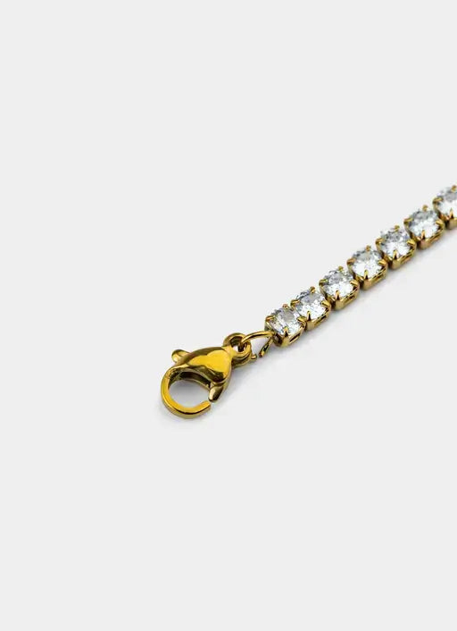 18K gold plated bracelet – triple stone centrepiece – Vendetta Jewellery