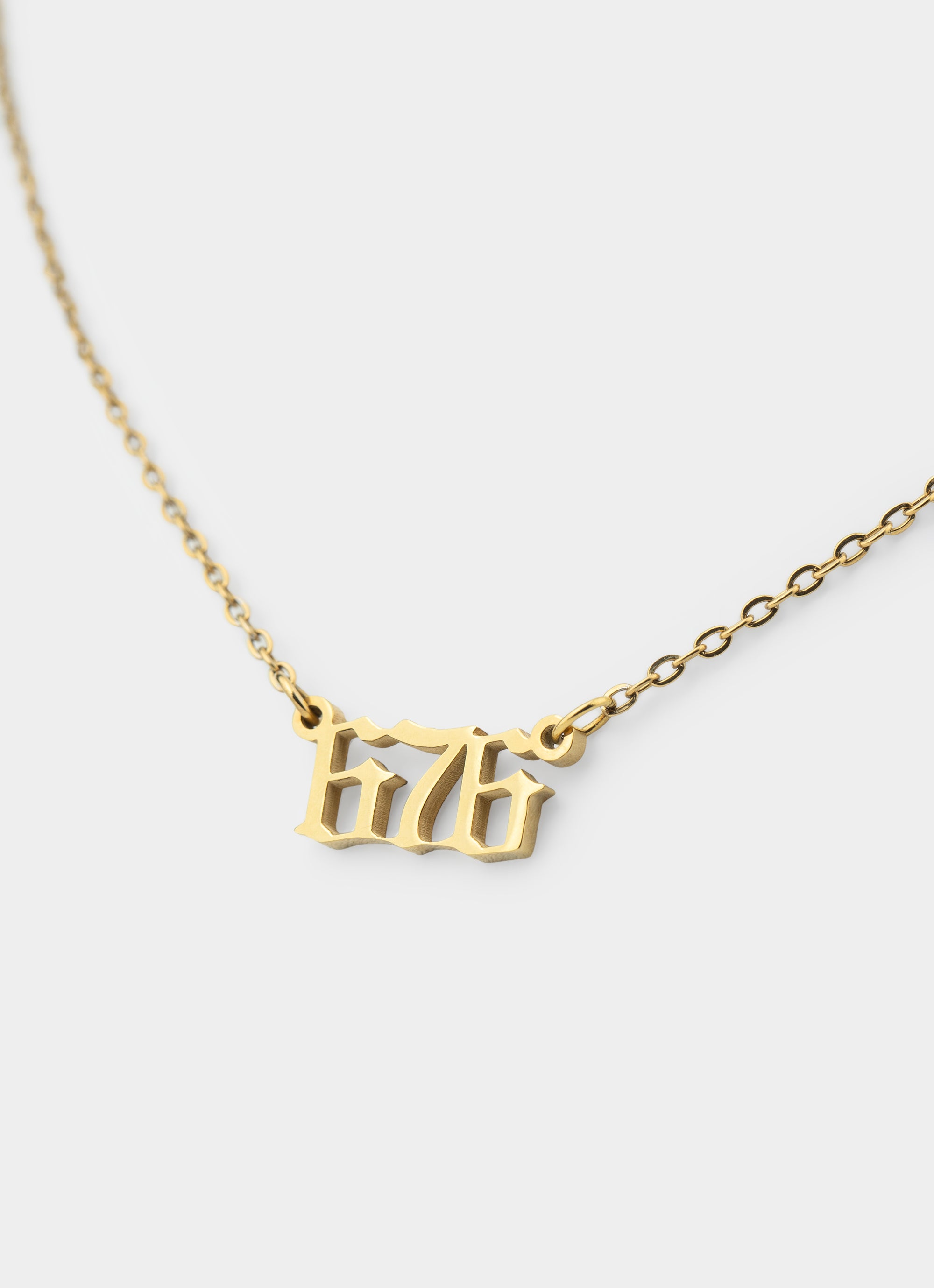 676 Kin Necklace - 18k Gold Plated