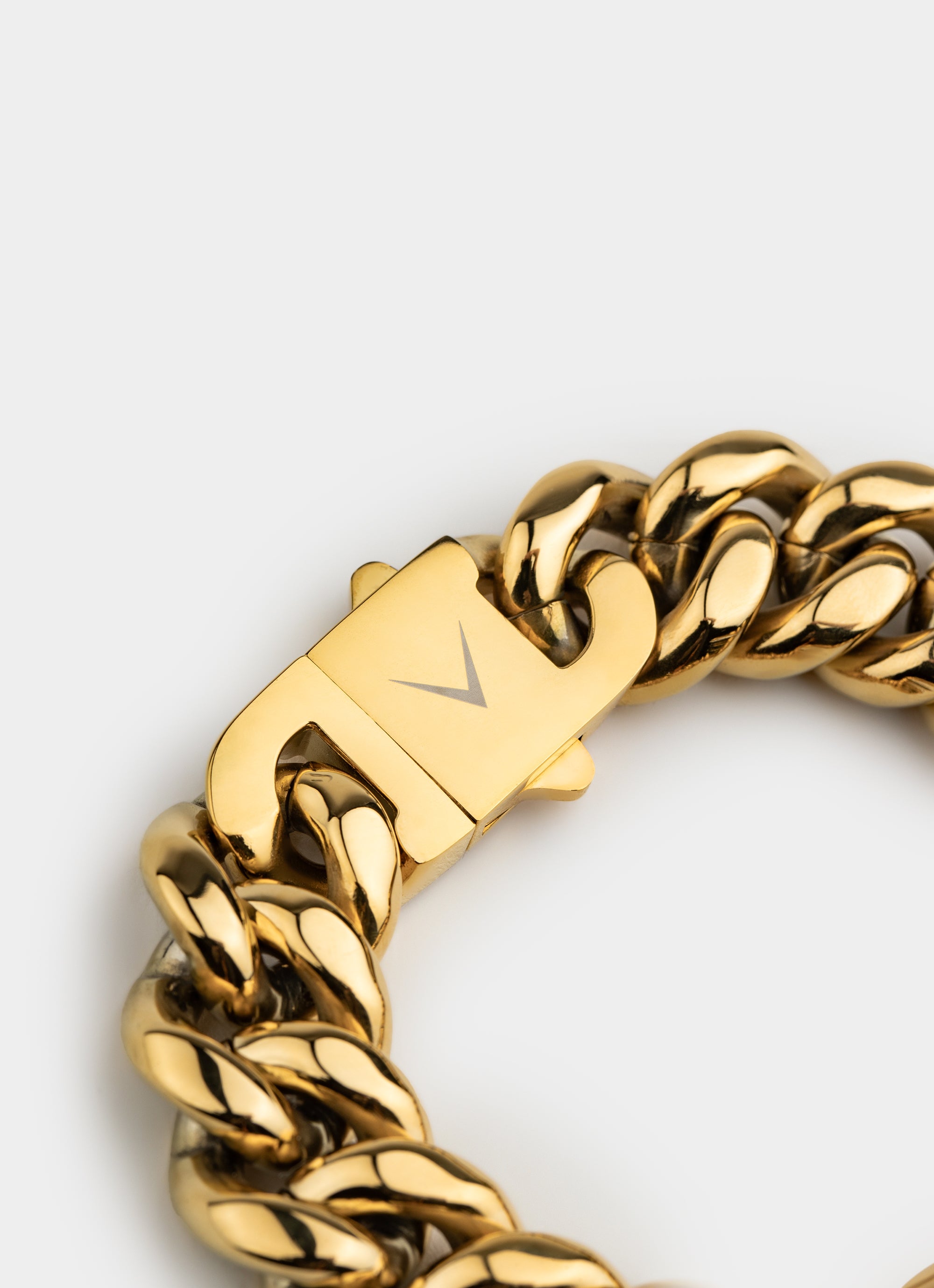 Miami Cuban Bracelet 18mm - 18K Gold Plated