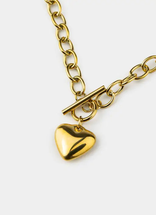Bar and Clasp Heart Necklace- 18K Gold Plated